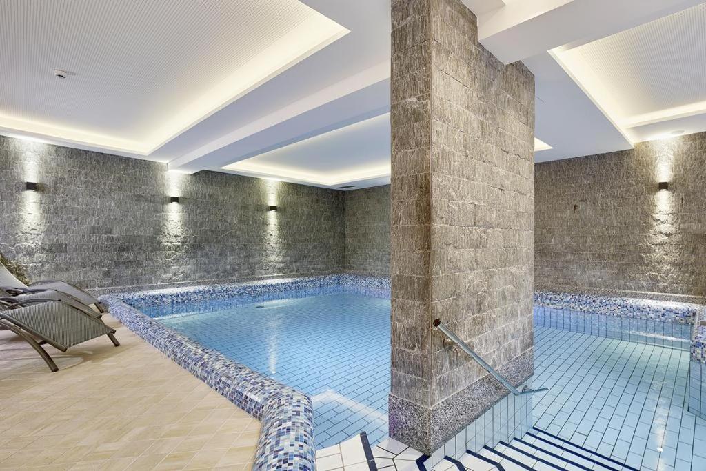 Hotel Barbarahof 4 Stars Superior - Including Summer Card - Adults Only From 14 Years קפרון מראה חיצוני תמונה